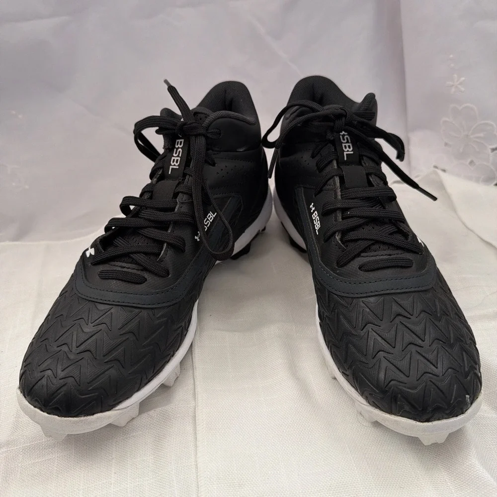 Turf Baseball Soccer lightweight Under Armour 3027446-001 Leadoff Mid 3.0 M7 W8.